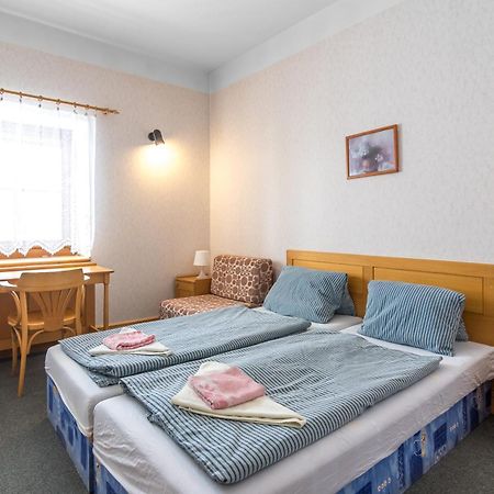 Mala Rennerovka Hotell Strážné Eksteriør bilde