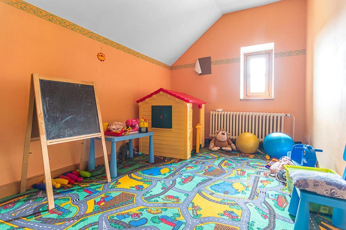 Mala Rennerovka Hotell Strážné Eksteriør bilde