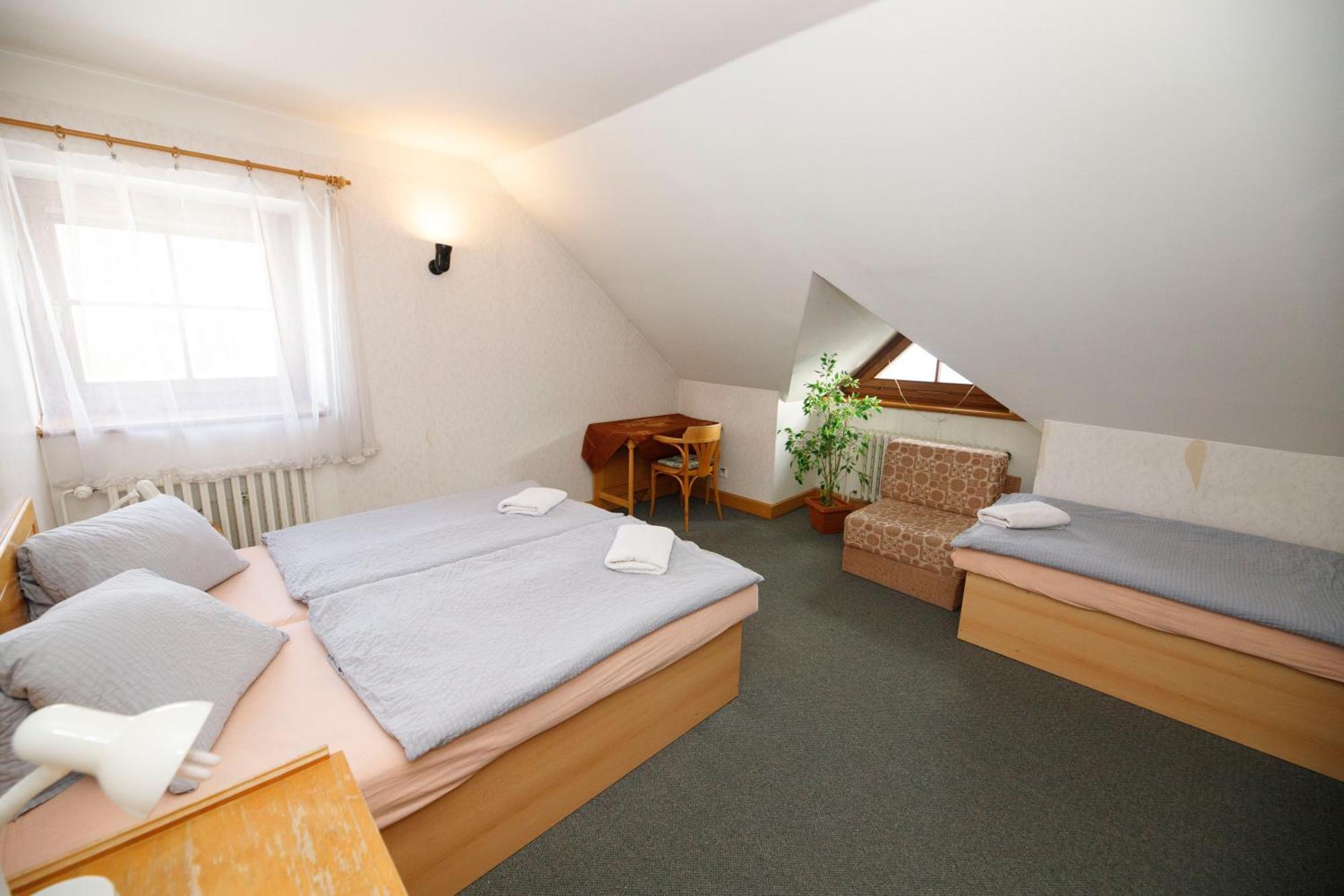 Mala Rennerovka Hotell Strážné Eksteriør bilde